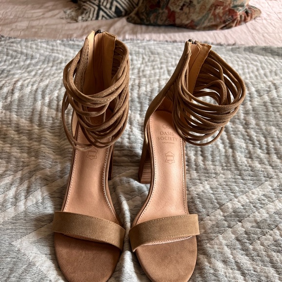 Nude block heel - Picture 6 of 6